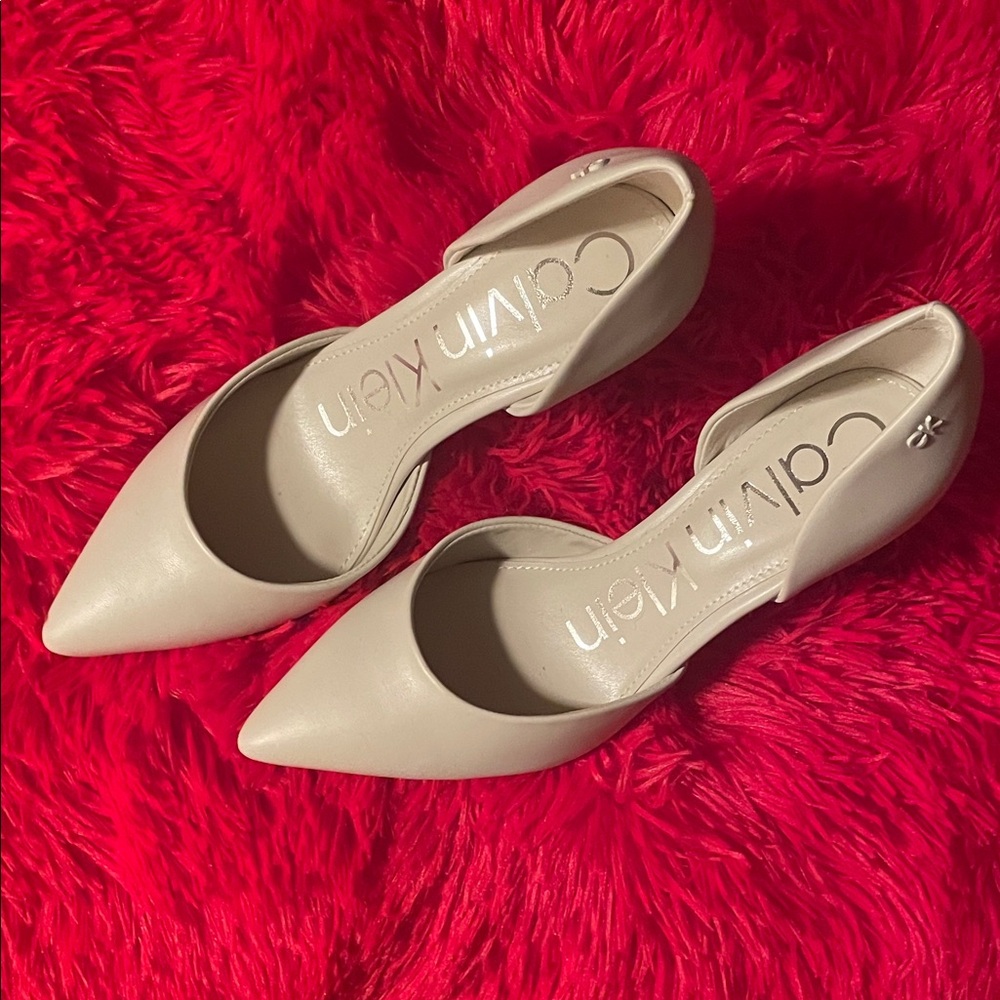 Calvin Klein Women's Beige Pointed-Toe Heels